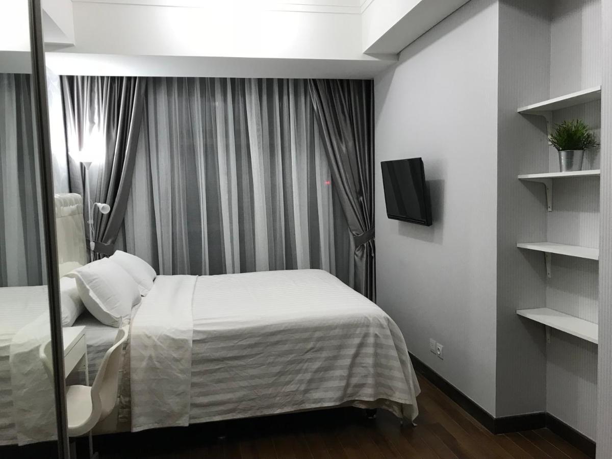Luxury 2 Bedroom Condo At Casa Grande Residence - Kasablanka Mall Jakarta Kültér fotó