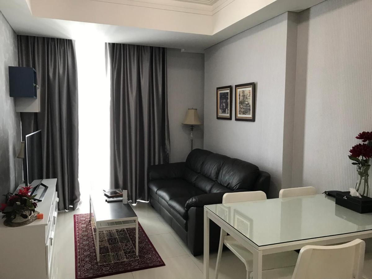 Luxury 2 Bedroom Condo At Casa Grande Residence - Kasablanka Mall Jakarta Kültér fotó