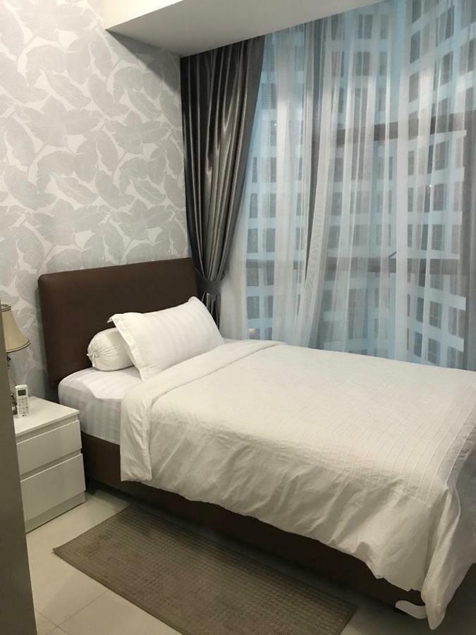 Luxury 2 Bedroom Condo At Casa Grande Residence - Kasablanka Mall Jakarta Kültér fotó