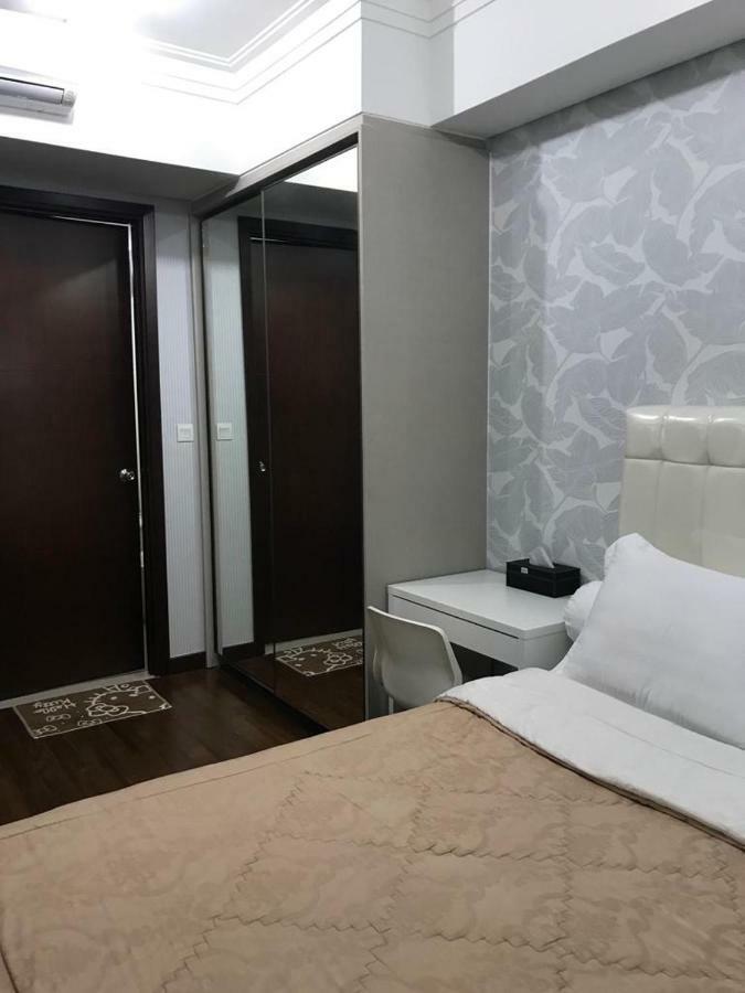 Luxury 2 Bedroom Condo At Casa Grande Residence - Kasablanka Mall Jakarta Kültér fotó